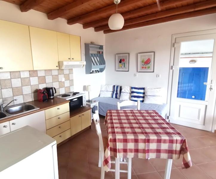 Maroussa'S Apartments Rámos Екстериор снимка